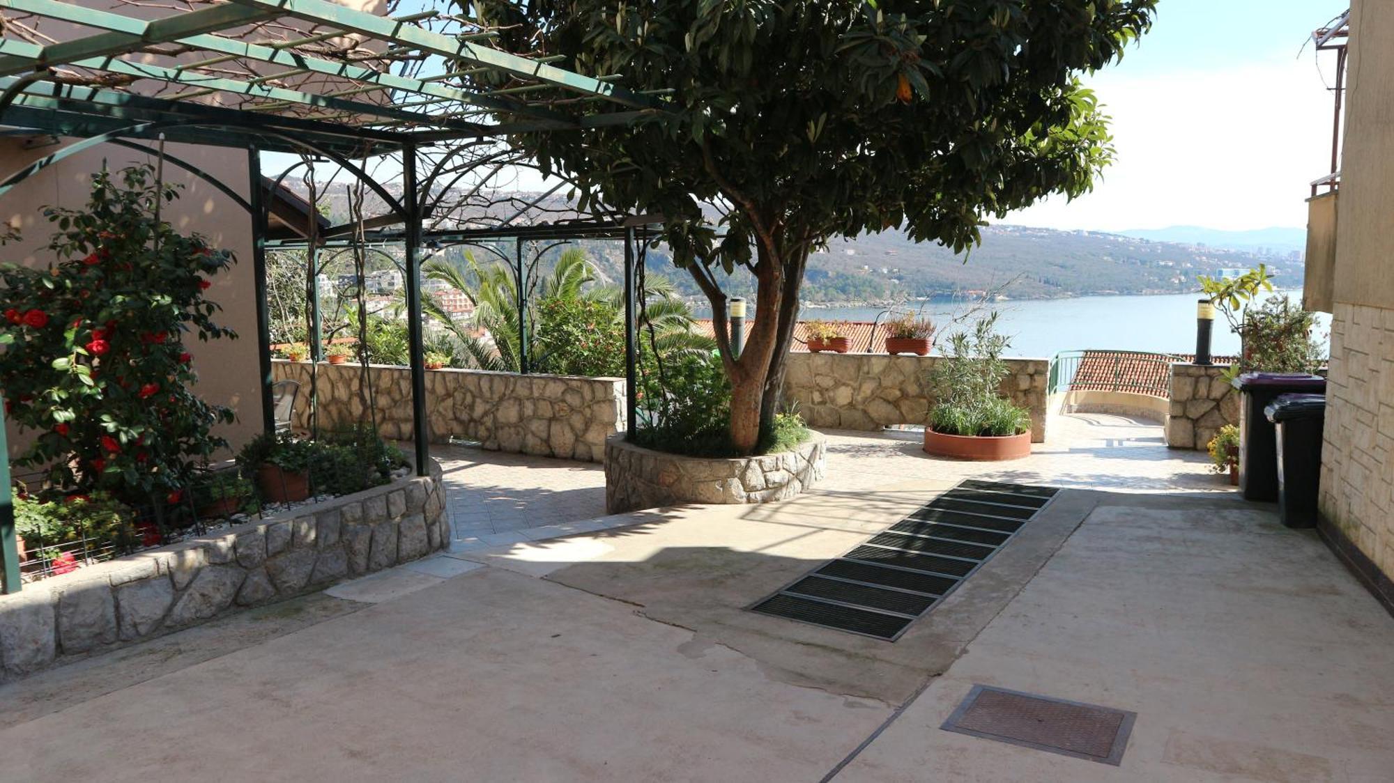 Apartments Komel II Opatija Luaran gambar